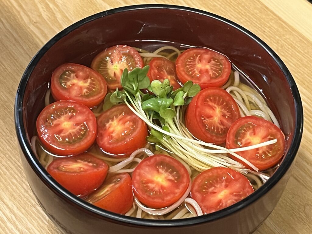 トマトの冷やしかけそば